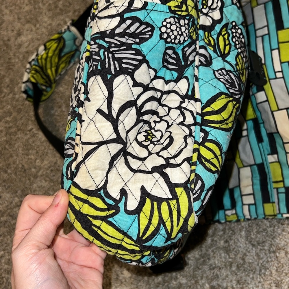 Vera Bradley Island Floral Messenger Bag Crossbody Shoulder Tote - Picture 8 of 10